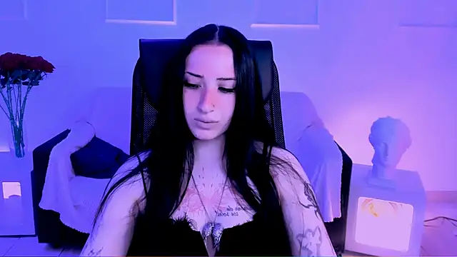 MonicaLowes online show from 07-28-26, 07:48