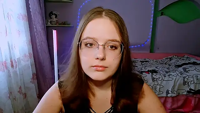 Snapshot of RoseLyyn chatting on 07-17-26, 12:12 RoseLyyn online show from 07-17-26, 12:12