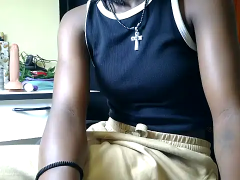 Snapshot of blackdiva_ chatting on 07-20-26, 04:42 blackdiva online show from 07-20-26, 04:42