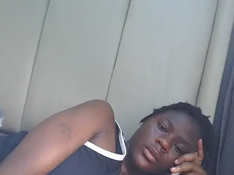 Snapshot of blackdiva_ chatting on 07-26-26, 01:51 blackdiva online show from 07-26-26, 01:51