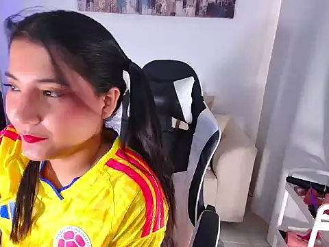 alejandraTulan online show from 07-07-26, 02:32