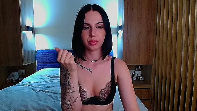 Snapshot of Mindblowing_Woman chatting on 07-07-26, 05:17 Mindblowing Woman online show from 07-07-26, 05:17