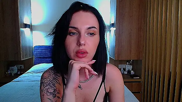 Snapshot of Mindblowing_Woman chatting on 07-09-26, 04:00 Mindblowing Woman online show from 07-09-26, 04:00