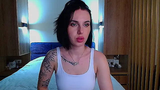 Snapshot of Mindblowing_Woman chatting on 07-13-26, 02:42 Mindblowing Woman online show from 07-13-26, 02:42