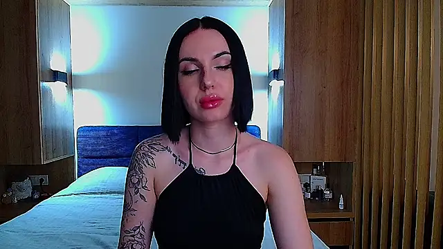 Snapshot of Mindblowing_Woman chatting on 07-25-26, 04:04 Mindblowing Woman online show from 07-25-26, 04:04