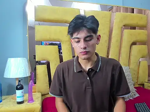 TaylerCruz online show from 07-23-26, 07:34