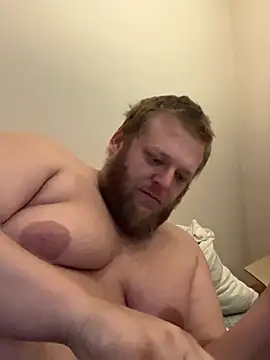 Tallbellybear online show from 07-13-26, 04:32