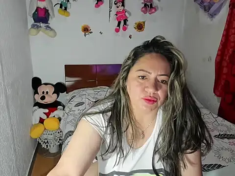 cris spicy online show from 07-22-26, 12:19
