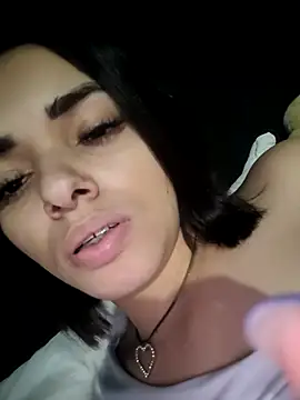 FabyNovinha online show from 07-19-26, 11:03