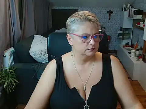 NewHellen4you online show from 07-02-26, 07:31