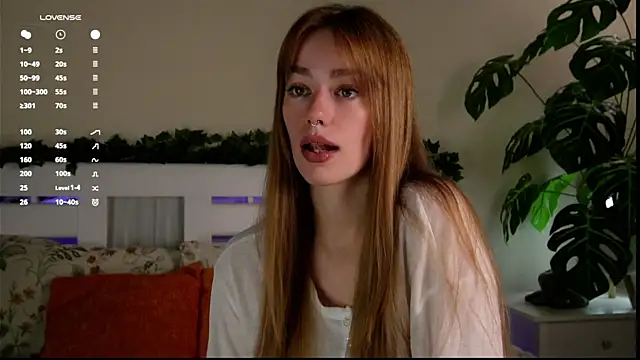 Snapshot of LittleTess chatting on 07-19-26, 12:03 LittleTess online show from 07-19-26, 12:03