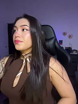 Lilyhotson online show from 07-25-26, 10:29