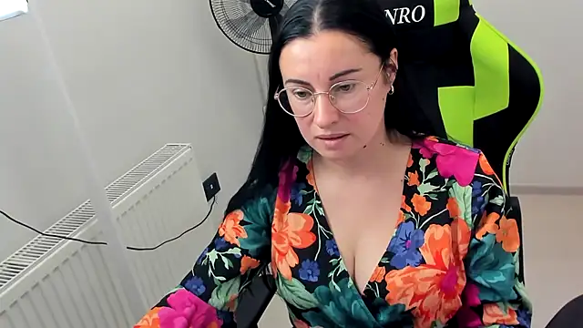ChloeVibee online show from 07-20-26, 10:39