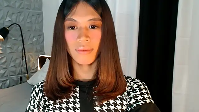 Velvet Aurora online show from 07-28-26, 11:17