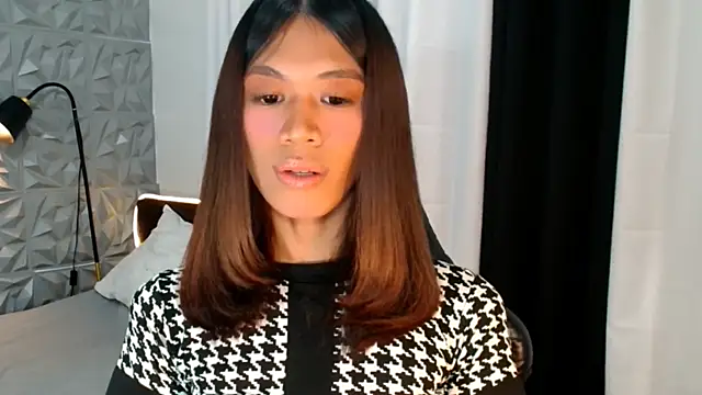 Velvet Aurora online show from 07-28-26, 12:48