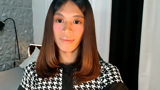 Velvet Aurora online show from 07-28-26, 03:32