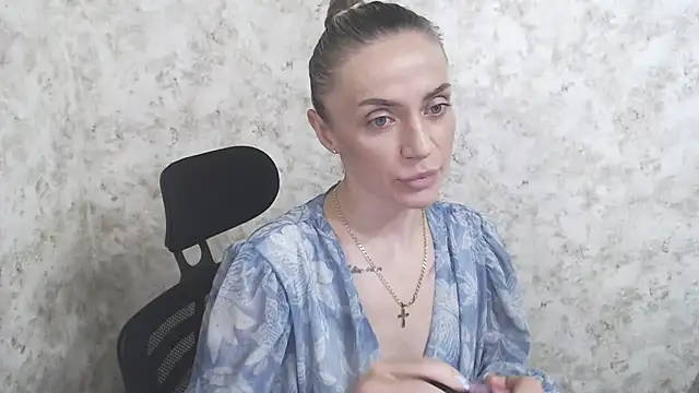 MerryRose33 online show from 07-12-26, 06:21