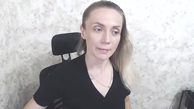MerryRose33 online show from 07-19-26, 05:49