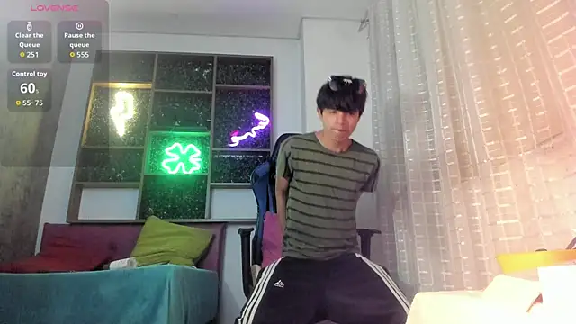 Alex it0  online show from 07-25-26, 02:53
