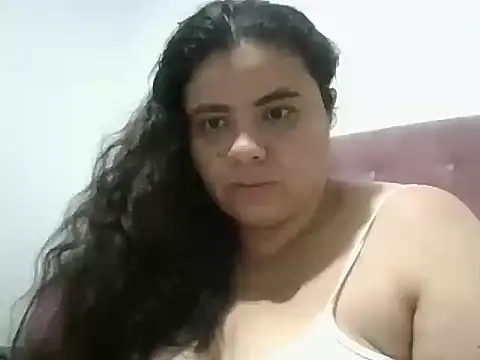 scarletthills19 online show from 07-09-26, 12:37