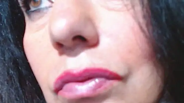 Snapshot of Kokea_jhonss chatting on 01-16-25, 06:25 Kokea jhonss online show from 01-16-25, 06:25