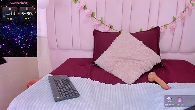 natali mendoza online show from 07-28-26, 03:46