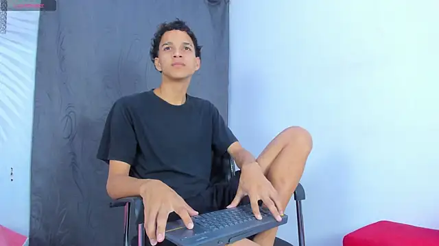 MidnightKing  online show from 07-28-26, 12:29