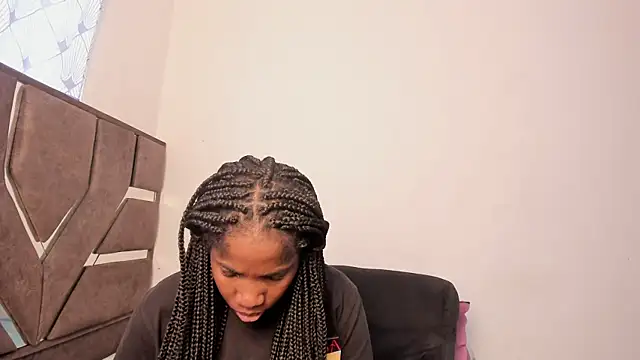MonicaSchtwarz online show from 07-24-26, 08:07