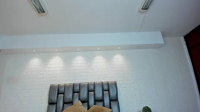 Venus Cooperr online show from 07-20-26, 12:07