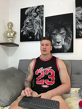 AlexHarrington online show from 07-22-26, 11:40