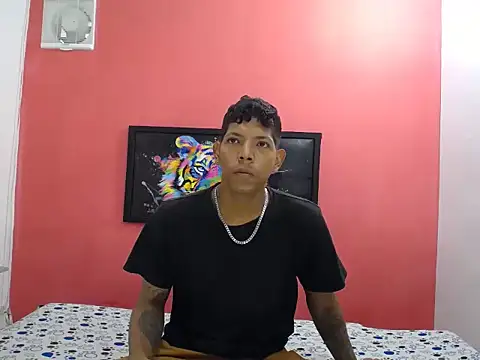latinosninfomanos online show from 07-23-26, 03:26