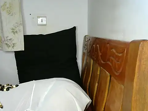 sexy brownskin online show from 07-19-26, 03:38