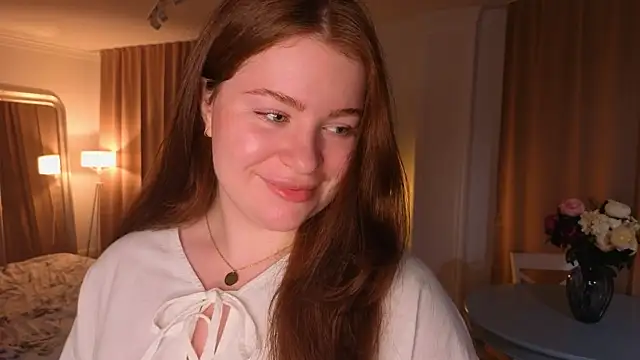 Snapshot of sophiyou chatting on 07-12-26, 05:15 sophiyou online show from 07-12-26, 05:15