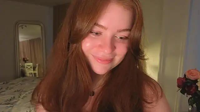 Snapshot of sophiyou chatting on 07-25-26, 04:15 sophiyou online show from 07-25-26, 04:15