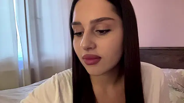 Snapshot of Leylanda chatting on 07-29-26, 04:16 Leylanda online show from 07-29-26, 04:16