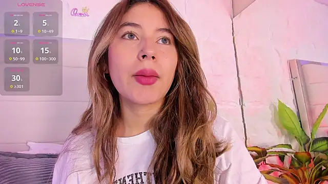 Alessia Blazee30 online show from 07-16-26, 11:05
