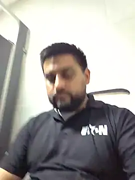 Snapshot of El-Inge-Godin chatting on 07-22-26, 10:45 El-Inge-Godin online show from 07-22-26, 10:45