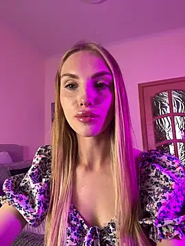 BellaSwan- online show from 07-06-26, 07:16