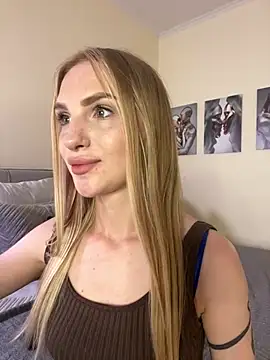 BellaSwan- online show from 07-13-26, 06:05