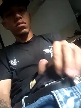 Snapshot of stevensonbrocha chatting on 07-29-26, 01:42 stevensonbrocha online show from 07-29-26, 01:42