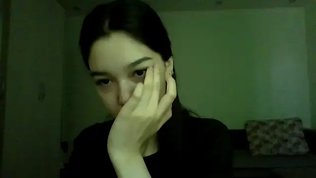Snapshot of MintyMuse chatting on 07-15-26, 05:23 MintyMuse online show from 07-15-26, 05:23