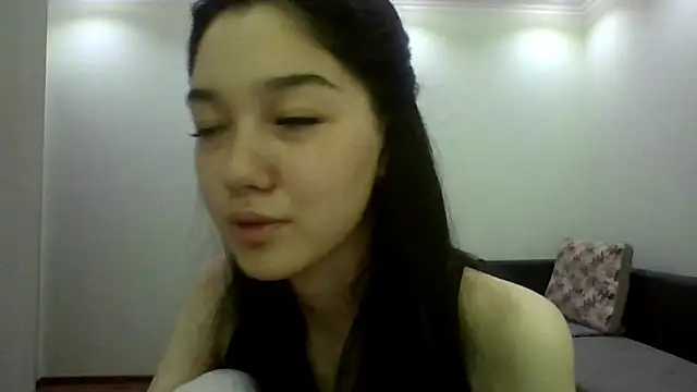 Snapshot of MintyMuse chatting on 07-16-26, 05:13 MintyMuse online show from 07-16-26, 05:13