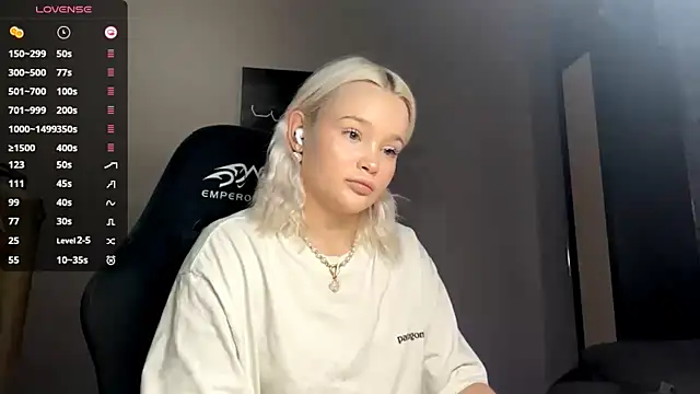 JoleneDorow online show from 07-20-26, 01:20
