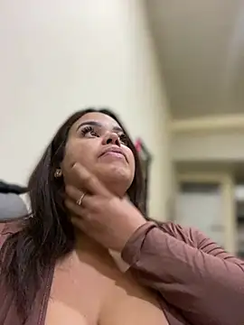 AliceStarshine online show from 02-25-25, 02:14