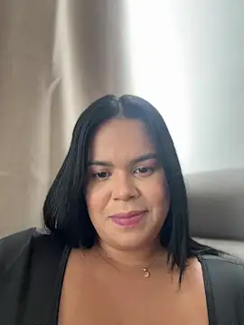 Snapshot of AliceStarshine chatting on 01-05-26, 06:44 AliceStarshine online show from 01-05-26, 06:44