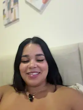 Snapshot of AliceStarshine chatting on 01-11-26, 06:40 AliceStarshine online show from 01-11-26, 06:40