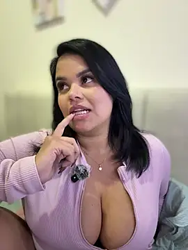 Snapshot of AliceStarshine chatting on 02-05-26, 04:50 AliceStarshine online show from 02-05-26, 04:50