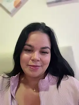 Snapshot of AliceStarshine chatting on 02-09-26, 03:43 AliceStarshine online show from 02-09-26, 03:43