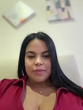 Snapshot of AliceStarshine chatting on 03-08-26, 02:04 AliceStarshine online show from 03-08-26, 02:04