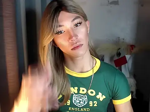urasianfairyxx online show from 07-19-26, 08:18